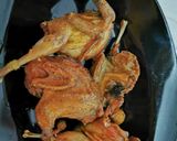 Foto langkah ke 2 dari resep 103. Ayam Puyuh Goreng Kremes.