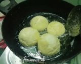A picture of step 5 of Cream Cheese And Indian Mulberry Filled Doughnuts.