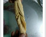 A picture of step 11 of Pumpkin Shakkarpara.