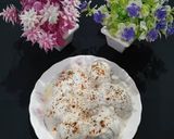 A picture of step 5 of Dahi Vada.