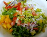 A picture of step 3 of Avacoda Salad.