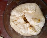 A picture of step 4 of Mini chicken pot pie.