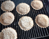 Foto del paso 4 de la receta: Tartaletas veganas saludables de coco 🥥 y frutas 🍓🫐🍃