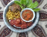 عکس مرحله 4 از دستور مرغ سرخ شده با سیب زمینی و گوجه