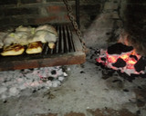 Foto del paso 6 de la receta: Pechito a la miel y Pollo a la manteca con ciboulette y limón