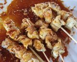A picture of step 5 of Vegetarian satay.