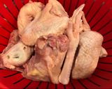 Hình bước làm 1 của món Gà kho gừng