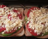 A picture of step 2 of Brown bread vegan sandwich 😋.
