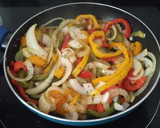 Foto del paso 1 de la receta: Merluza especiada y verduras a la plancha