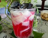 Foto langkah ke 4 dari resep Cincau Nata de coco float.