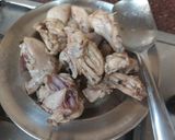A picture of step 2 of White chicken creamy korma.