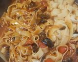 Foto del paso 4 de la receta: Fetuccinni aceituna tomate