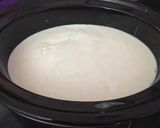 A picture of step 2 of Crockpot Greek Yogurt.
