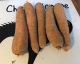 Une image de l'étape 1 de Carottes glacées et caramélisées aux câpres italiennes et oignon de roscoff.