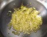 Foto del paso 1 de la receta: Arroz amarillo (con chorizo y salchichas)