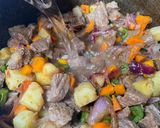 A picture of step 6 of Beef potatoes soup.