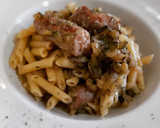 Foto del paso 7 de la receta: Macarrones con salchichas y calabacín al tomillo