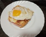 Foto del paso 5 de la receta Sándwich con bechamel y huevo frito