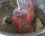 A picture of step 5 of German Butter Cookies.