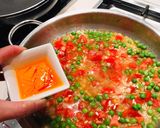 รูปขั้นตอนการทำที่ 4 ของ Chorizo fish paella ข้าวอบสเปน