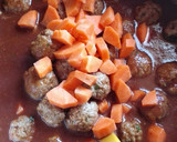 Foto del paso 3 de la receta: Albóndigas en caldillo con chile morita