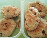 Foto del paso 4 de la receta: Cookies / Galletas de avena, nueces, pasas de uva y chocolate