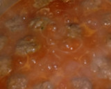 Foto del paso 4 de la receta: Fideos con salsa, albóndigas y papas