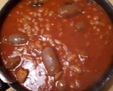 Foto del passaggio 5 della ricetta Salsicce e fagioli all'uccelletto