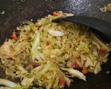 Foto langkah ke 5 dari resep Week 51. Tumis Kol Pedas.