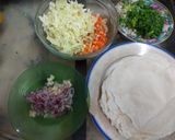 Foto langkah ke 1 dari resep Martabak Telwosis (Telor, Wortel, Sosis.