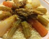 صورة لخطوة 4 من وصفة بربوشة بالخضر وبنة الخليع