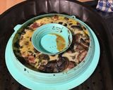 Une image de l'étape 11 de Couronne d omelette aux champignons et tomates à l ail et persil.