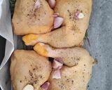 Foto del paso 2 de la receta: Pollo Asado al Romero con Patatas Rústicas