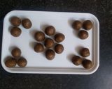 સૂંઠ ના સ્વાસ્થ્યવર્ધક બોલ (ginger healthy balls recipe in Gujarati) રેસીપી સ્ટેપ2ફોટો
