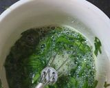 A picture of step 7 of Egg Paratha Salad Roll.