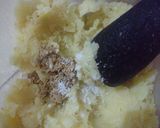 Foto langkah ke 2 dari resep Baked Mashed Potatoes/Kentang Tumbuk Panggang.