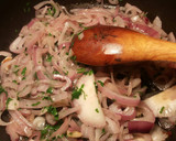 Foto del paso 3 de la receta: Cazuela de bonito encebollado