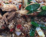 รูปขั้นตอนการทำที่ 3 ของ ไก่ย่างผัดพริกไทยดำ