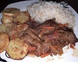 Foto del paso 4 de la receta: Salteado con Bife, Arroz y Papas al Horno