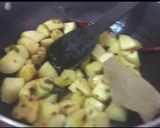 स्वीट पोटैटो खट्टा और मीठा (sweet potato khatta and meetha recipe in Hindi) रेसिपी चरण 4 फोटो
