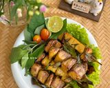 Hình bước làm 7 của món Xiên Tàu Hũ Ky Nướng Lá Mắc Mật Chay