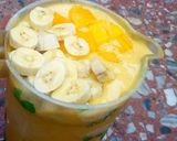 A picture of step 3 of Mango smoothie.