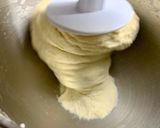 Foto del paso 3 de la receta: Bollos de leche y queso