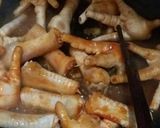 Hình bước làm 1 của món Chân gà sốt xì dầu ngũ vị