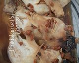 A picture of step 5 of Steamed Herbal Chicken.