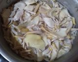 Foto langkah ke 1 dari resep Tumis Jantung Pisang.