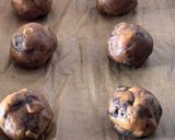 Foto langkah ke 8 dari resep Chewy Choco Cookies dg margarin cair.
