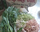 Hình bước làm 3 của món Bún sườn bò,chả lụa