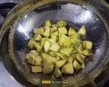 A picture of step 2 of Raw Mango Curry.
