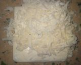 A picture of step 2 of Cheese paratha.